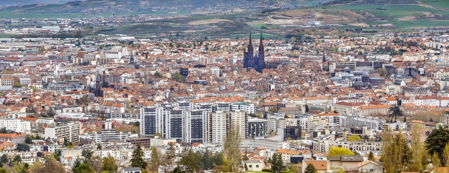 Vue aérienne de Clermont-Ferrand